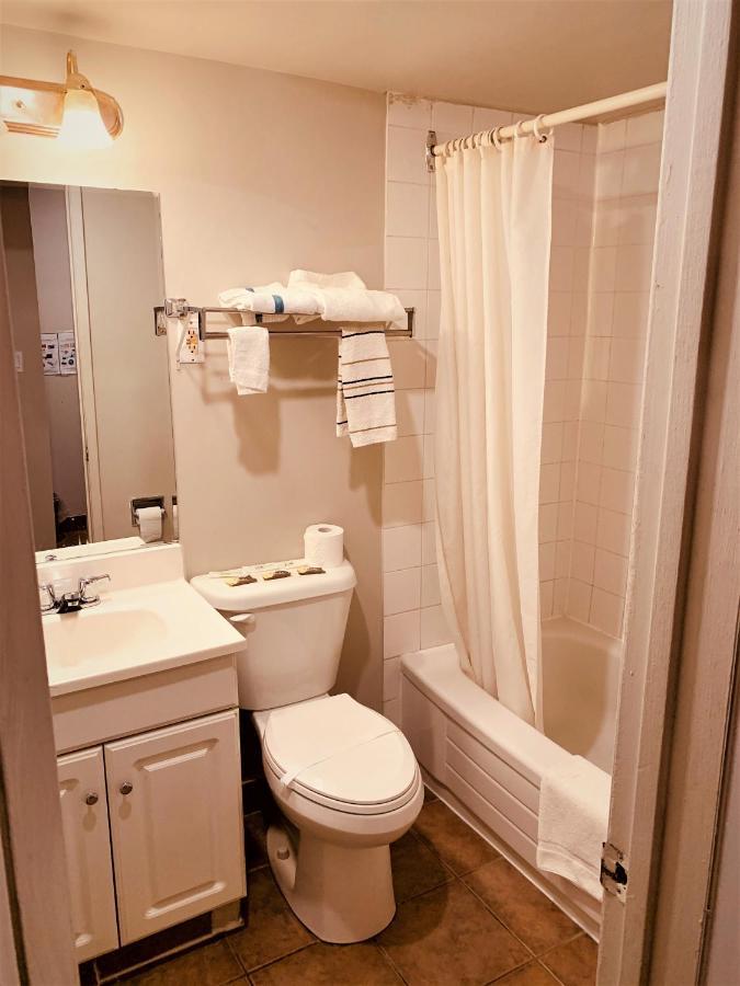 Red Carpet Inn & Suites Calgary Luaran gambar
